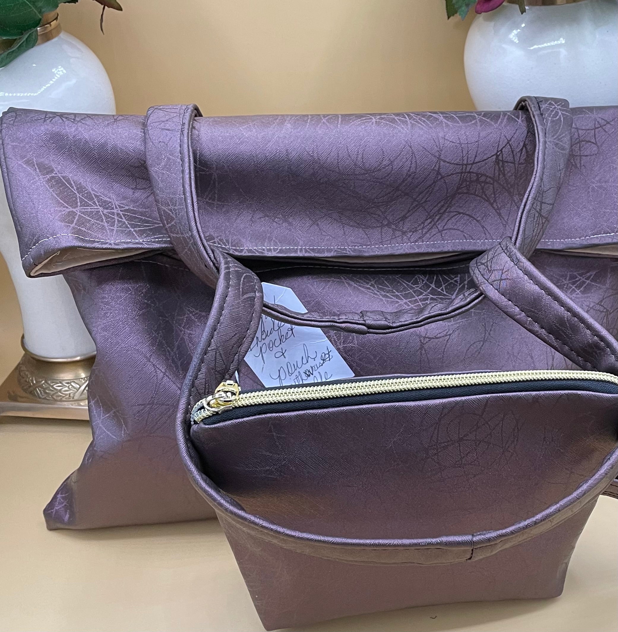 Fold over Tote/with zippered pouch