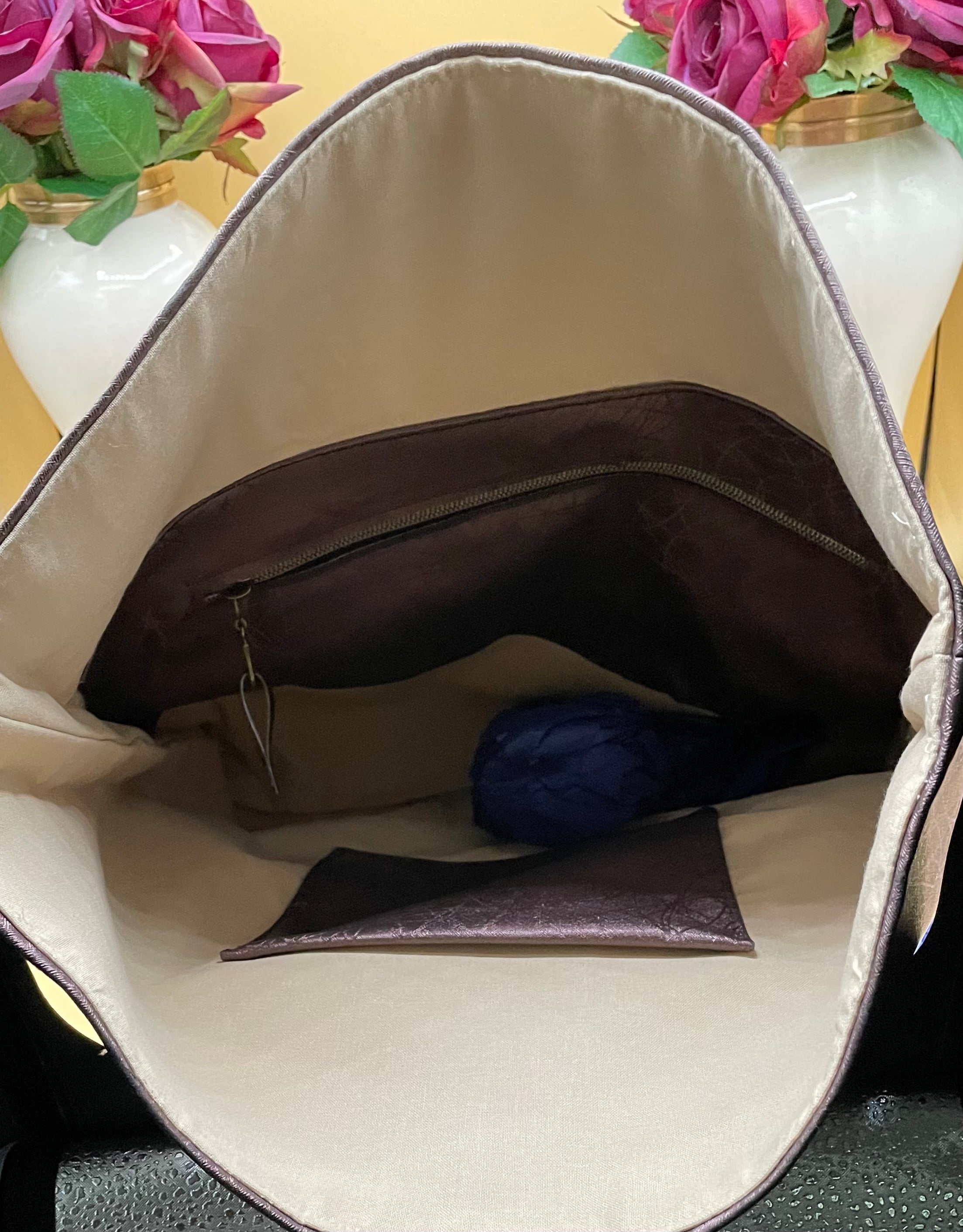 Fold over Tote/with zippered pouch